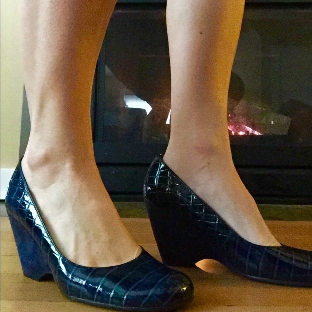 Franco Sarto wedges